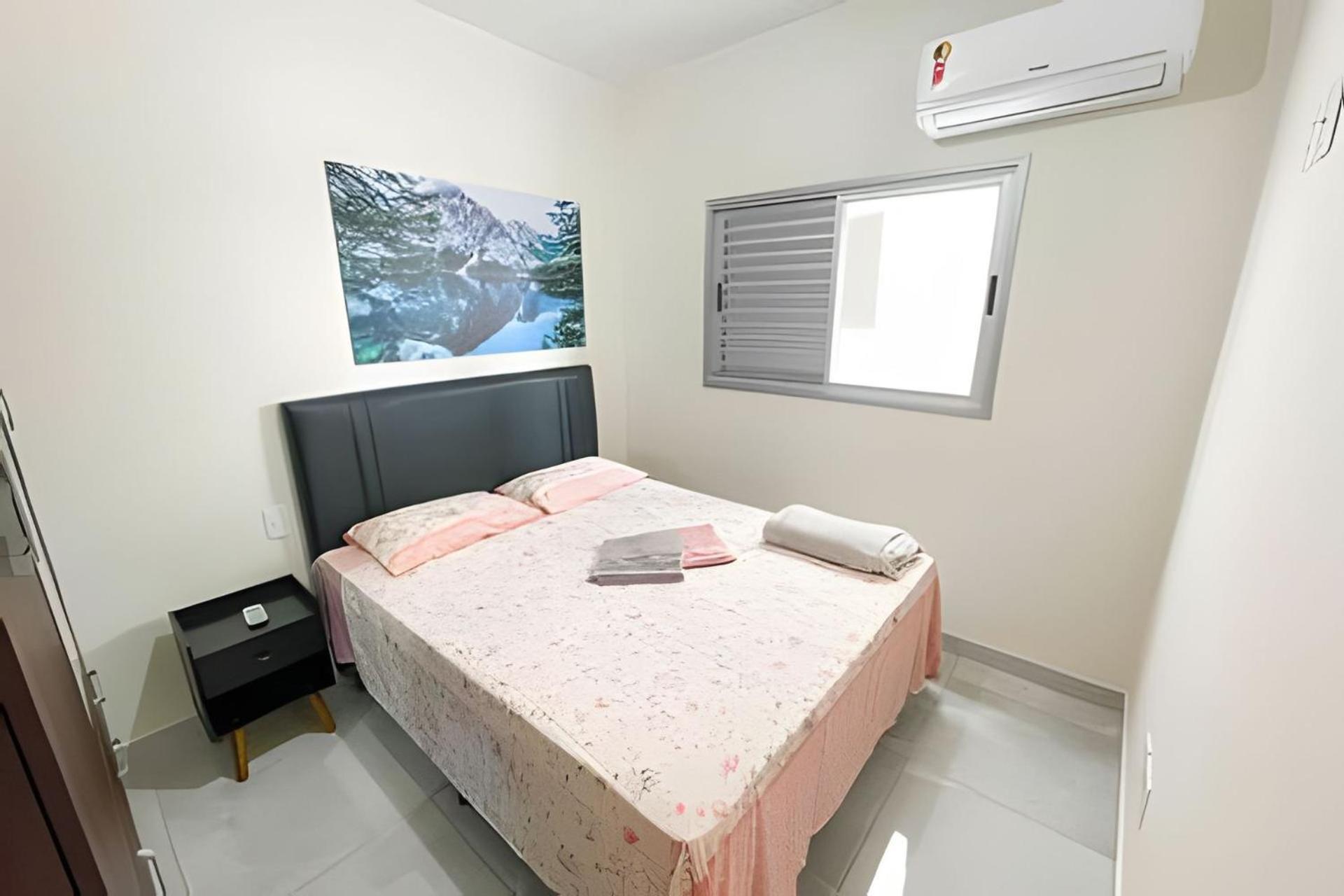 202- Apartamento De 2 Quartos Para Ate 5 Hospedes Patos de Minas Exterior photo